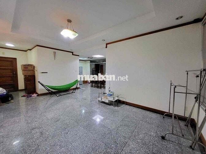 Căn hộ 130m2 3PN Phú Hoàng Anh