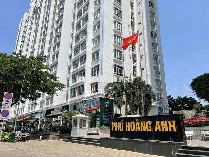 Căn hộ 130m2 3PN Phú Hoàng Anh