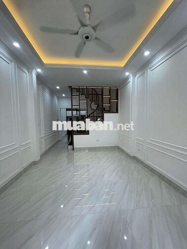 Xuân La nhà mới cách hồ Tây 3 phút đi bộ gần trường học các cấp