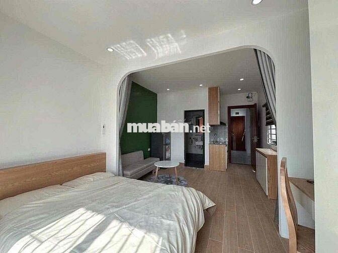 CHO THUÊ PHÒNG BAN CÔNG 35m2 QUẬN 100