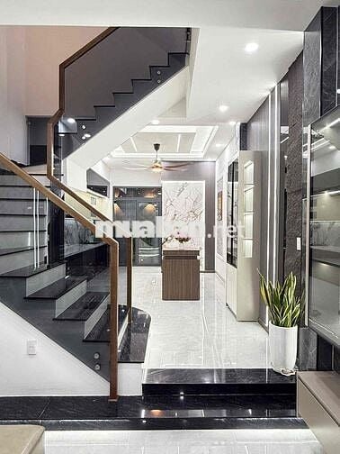 BÁN NHÀ PHỐ MỚI HIỆN ĐẠI GẦN CHỢ PHÚ PHONG BÌNH CHUẨN BÌNH DƯƠNG