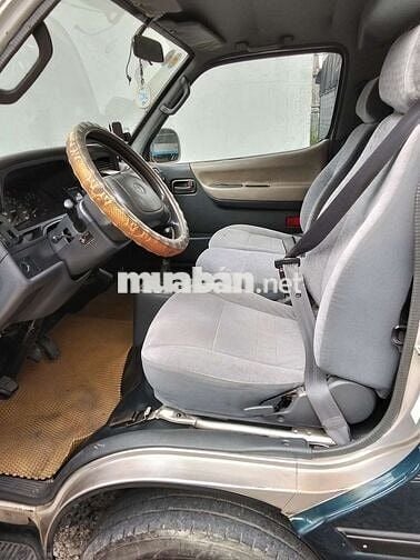 Cần bán xe tải vận Toyota Hiace đời 2004
