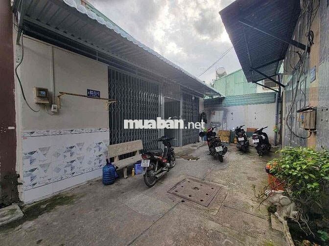 Bán Dãy Trọ 8,6*20m nở hậu 9 phòng 15tr/1 tháng 3/Liên Ấp 2-6 V. Lộc A