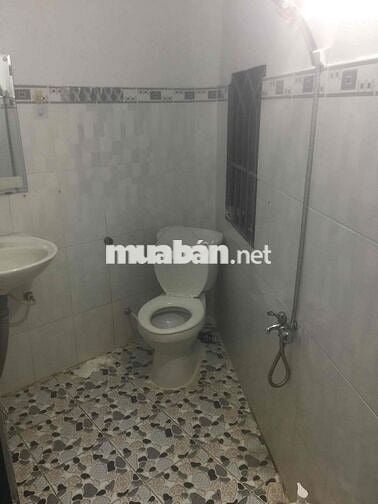 cho thue dt 4x8-1lau -1p kim -2wc hẹm -4m diện nuoc  chinh nhà hư DÔng