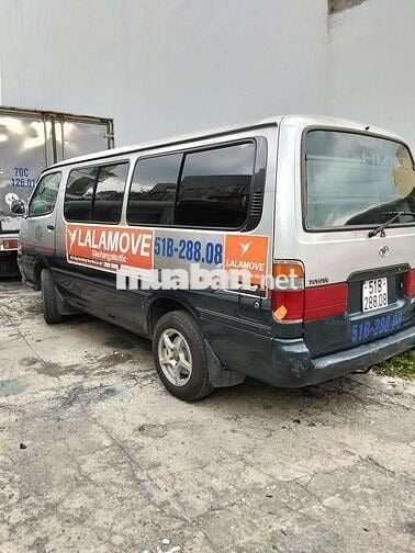 Cần bán xe tải vận Toyota Hiace đời 2004