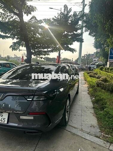 VinFast Lux A2.0 2019 Plus 2.0 AT - 65000 km
