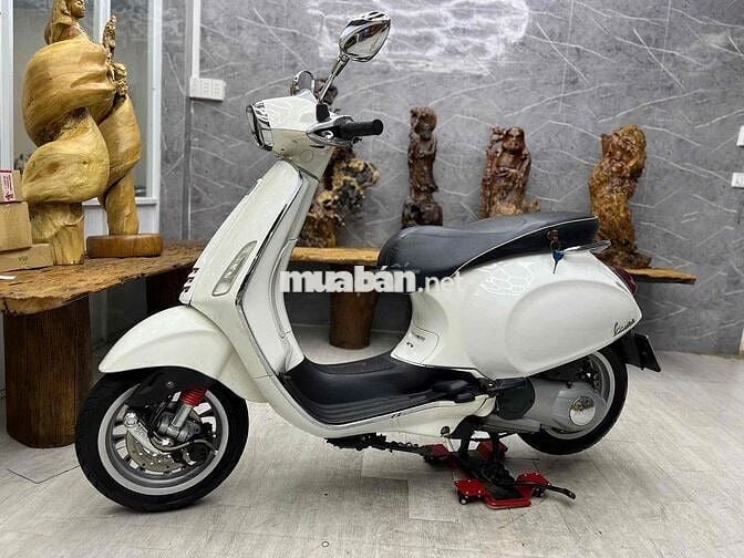 👉Vespa Sprint chính chủ dàn áo như mới, máy zin