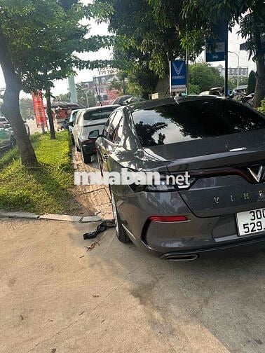 VinFast Lux A2.0 2019 Plus 2.0 AT - 65000 km