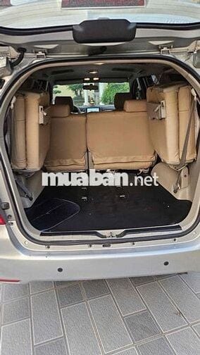 Toyota Innova 2014 2.0G - 10000 km