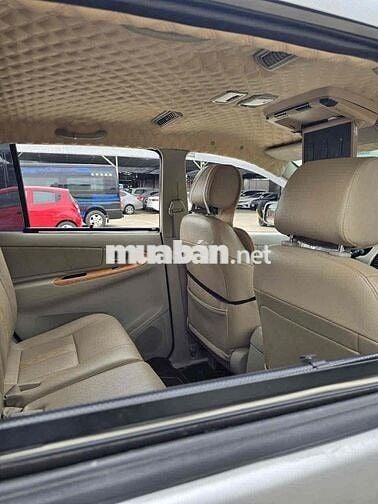 Toyota Innova 2009( bản V số tự động)