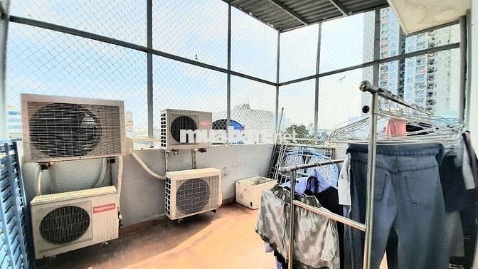Phòng có máy lạnh ngay thành thái q10, lầu 1, chính chủ