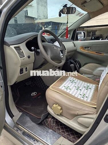 Toyota Innova 2009( bản V số tự động)