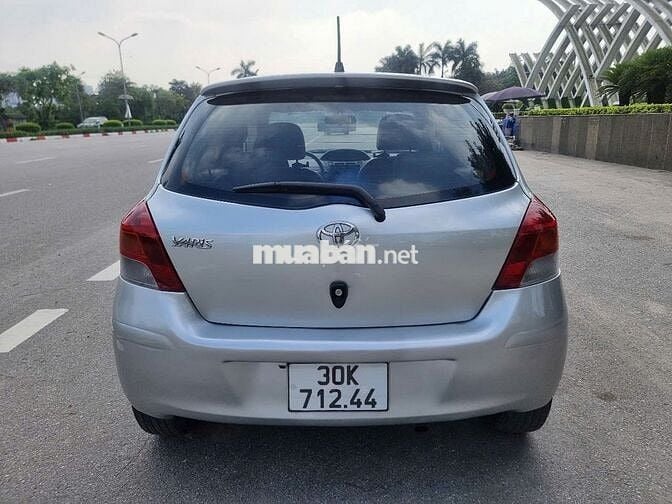 Toyota yaris 1.5 G 2012