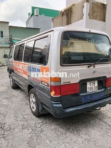 Cần bán xe tải vận Toyota Hiace đời 2004
