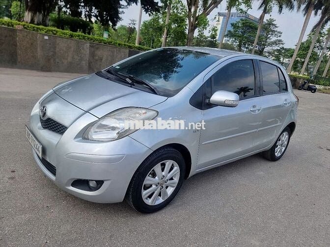 Toyota yaris 1.5 G 2012