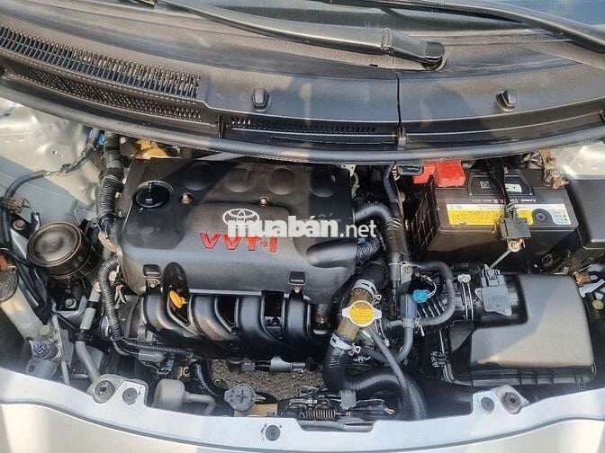 Toyota yaris 1.5 G 2012