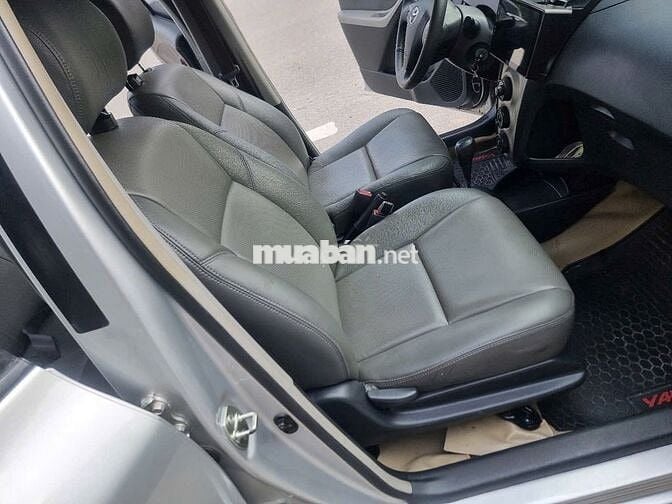 Toyota yaris 1.5 G 2012