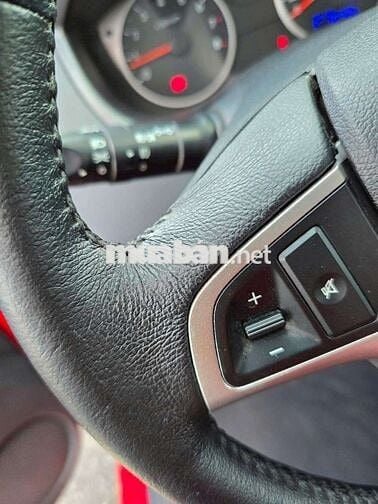 Hyundai i20 2011 1.4 AT - 50000 km trùm mền