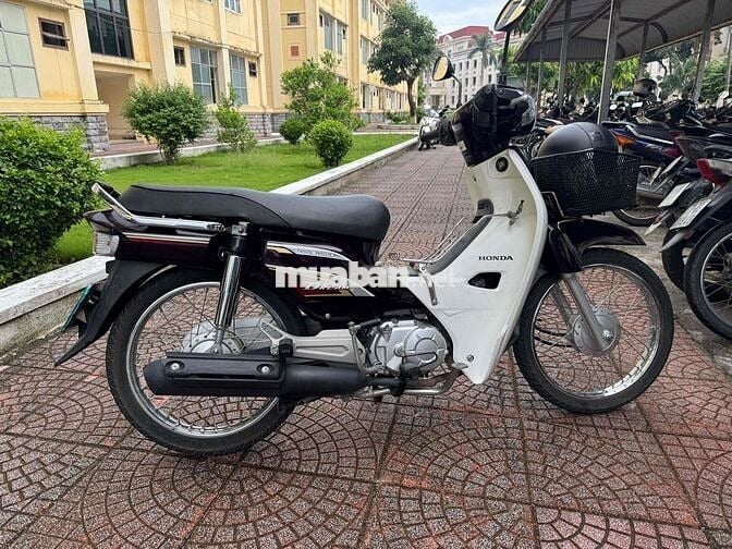 Honda dream Việt 2016