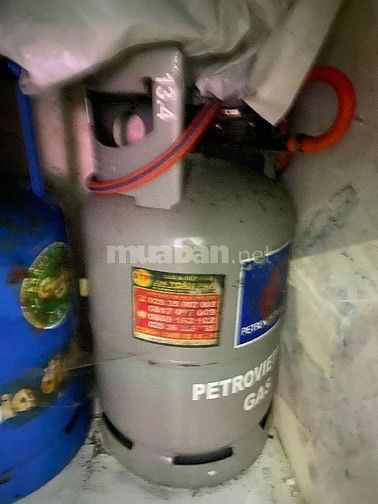 Bán bình ga mới đổi còn nguyên ga