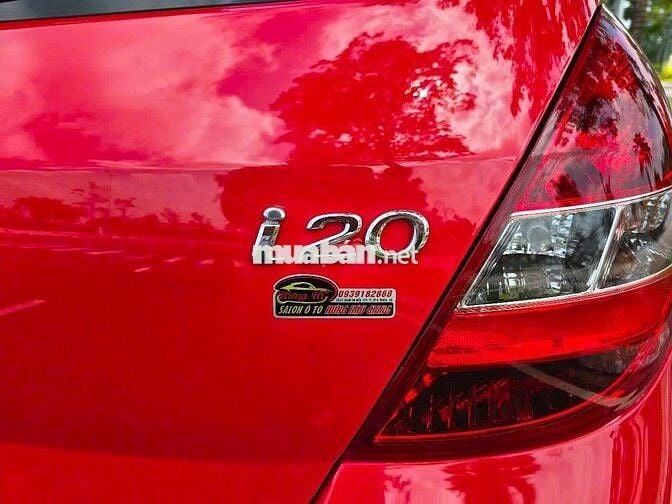 Hyundai i20 2011 1.4 AT - 50000 km trùm mền