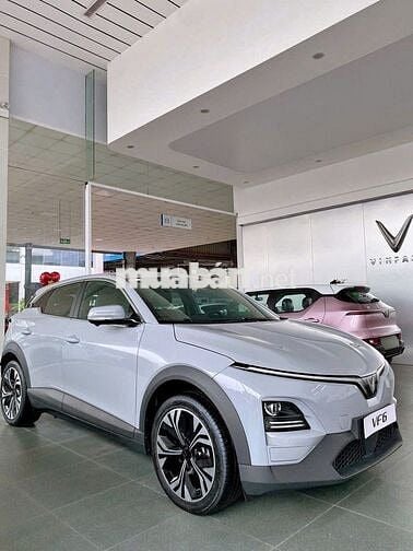 VinFast VF6 Eco 2025