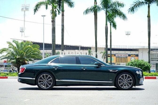Bentley Flyingspur V8 2022 nhập Mỹ