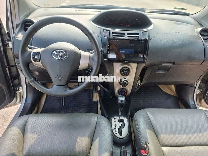 Toyota yaris 1.5 G 2012