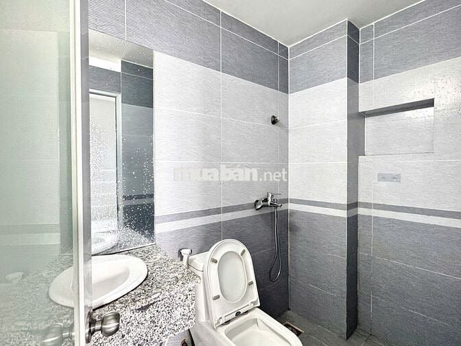Phòng Trọ Máy Lạnh Ngay Trung Tâm Q7