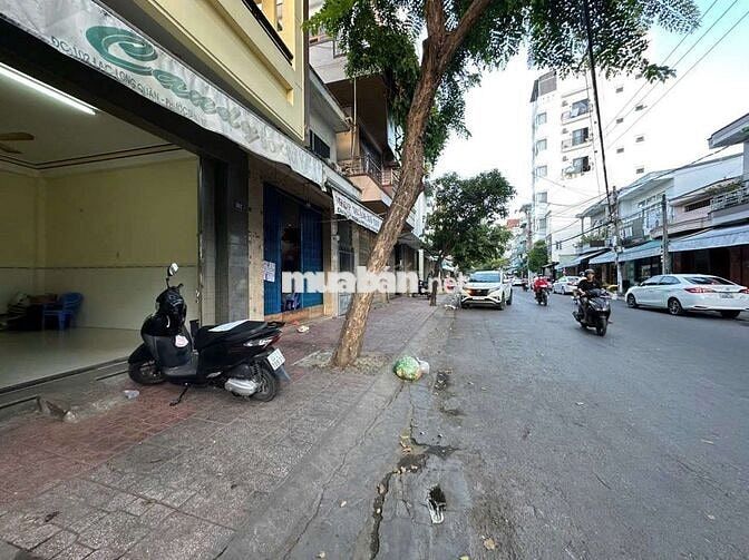 Nhà 3 tầng đường Lạc Long Quân 16m- Trung tâm Nha Trang