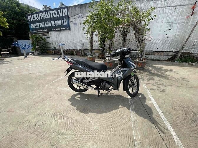 Xe honda phuture 2024 màu xanh nhám mới 95 %