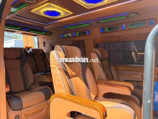 TRAINSIT 2018 vip 10 ghế masage ,CHUYÊN TOUR