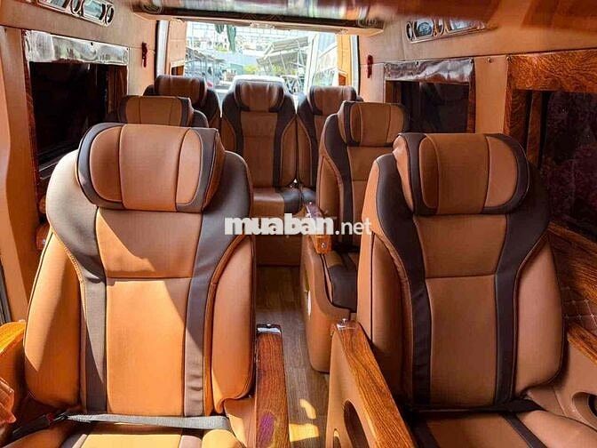 TRAINSIT 2018 vip 10 ghế masage ,CHUYÊN TOUR