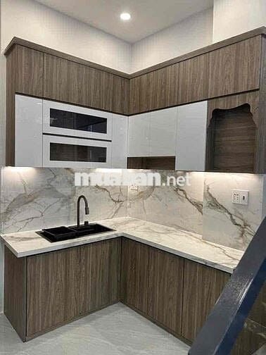 Nhà 3 Tầng Đẹp — Gần Hậu Giang Minh Phụng Văn Thân (3m x 11m) 31m2