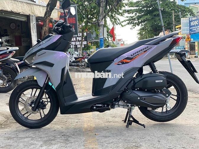 Vario 125 đời 2025 Xám Ánh Tím odo 125 cây