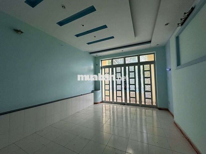 Nhà 3 tầng đường Lạc Long Quân 16m- Trung tâm Nha Trang