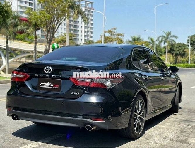 Toyota Camry 2.5Q 2024 - 18000 km