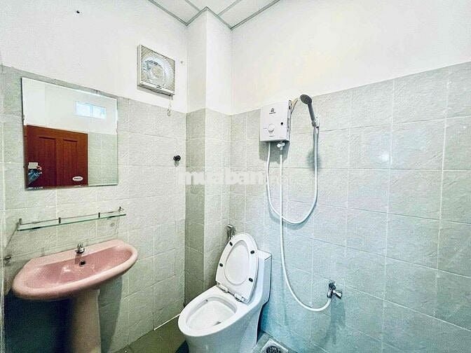 DUPLEX CỬA SỔ RỘNG THOÁNG - MÁY GIẶT RIÊNG NGAY UTH, HUTECH, UEF, VLU