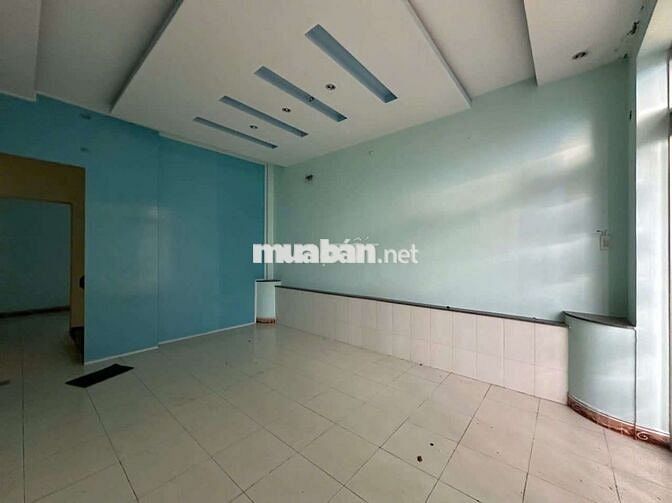 Nhà 3 tầng đường Lạc Long Quân 16m- Trung tâm Nha Trang