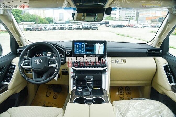Toyota Land Cruiser 3.5 V6 2025 + Quà Tặng