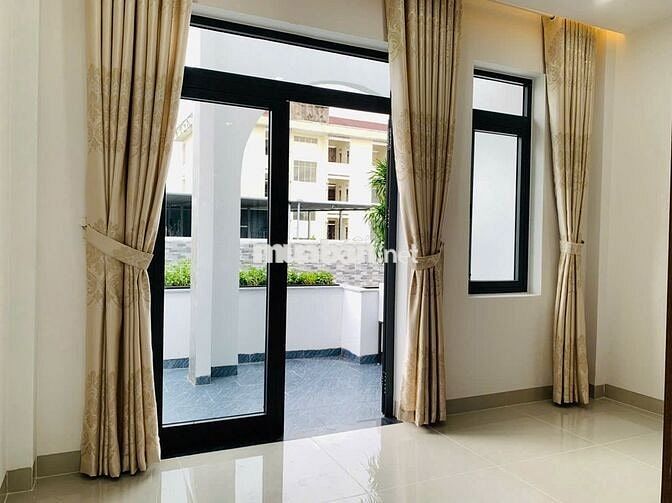 Nhà mới 3 mê Tôn Đức Thắng  gần ĐH Sư Phạm | Có gara ô tô