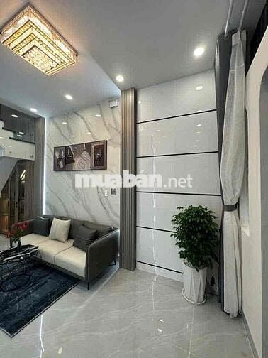 Nhà 3 Tầng Đẹp — Gần Hậu Giang Minh Phụng Văn Thân (3m x 11m) 31m2
