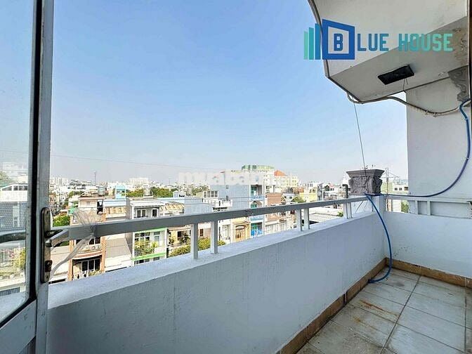 căn hộ 2 phòng ngủ + ban công + full nội thất Quận 11