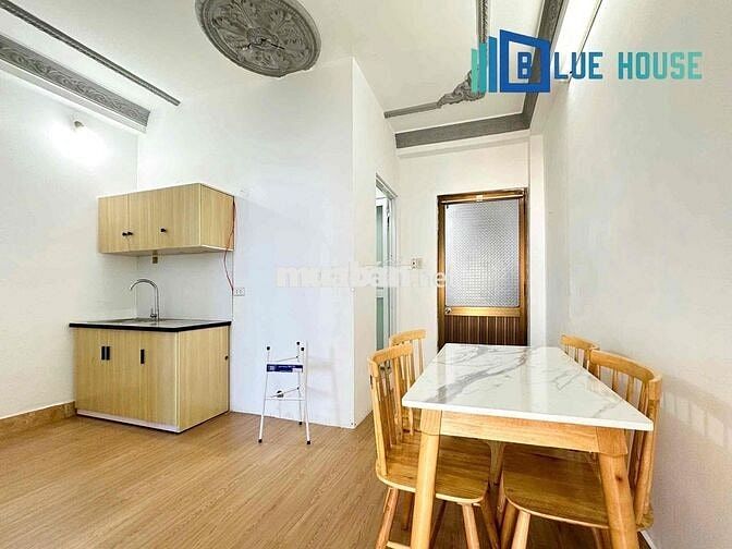 căn hộ 2 phòng ngủ + ban công + full nội thất Quận 11