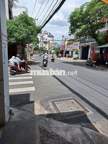 Shera mặt bằng  buổi sáng tới 2h chiều