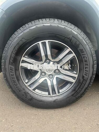 Toyota Fortuner 2018 2.4G 4x2 Số Sàn Máy dầu