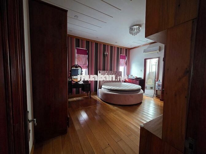 BIỆT THỰ LÔ GÓC KDC CHÁNH NGHĨA 15x20 HẦM3 LẦU,THANG MÁY FULL NỘI THẤT