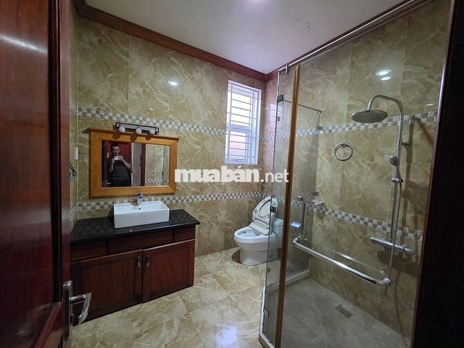 BIỆT THỰ LÔ GÓC KDC CHÁNH NGHĨA 15x20 HẦM3 LẦU,THANG MÁY FULL NỘI THẤT