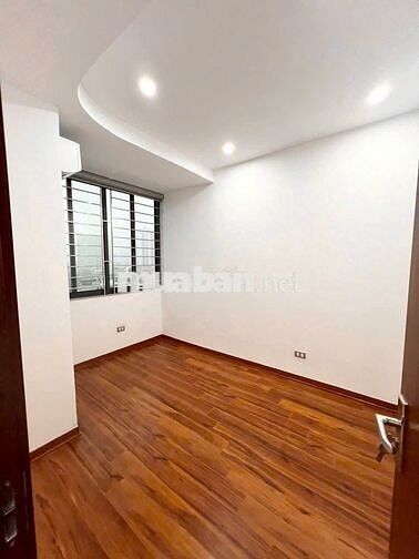 Tôi là chủ nhà!!! Cần bá chung cư 90 m2,3 PN Tòa 4F Vũ Phạm Hàm