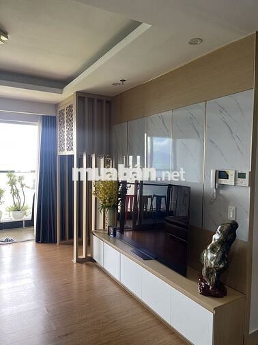 Căn hộ view trực diện biển 120m2 có sẵn nội thất tầng cao cần Bán